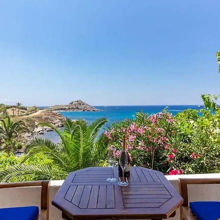 Mykonos Le Grand Bleu Beachfront 別荘 *